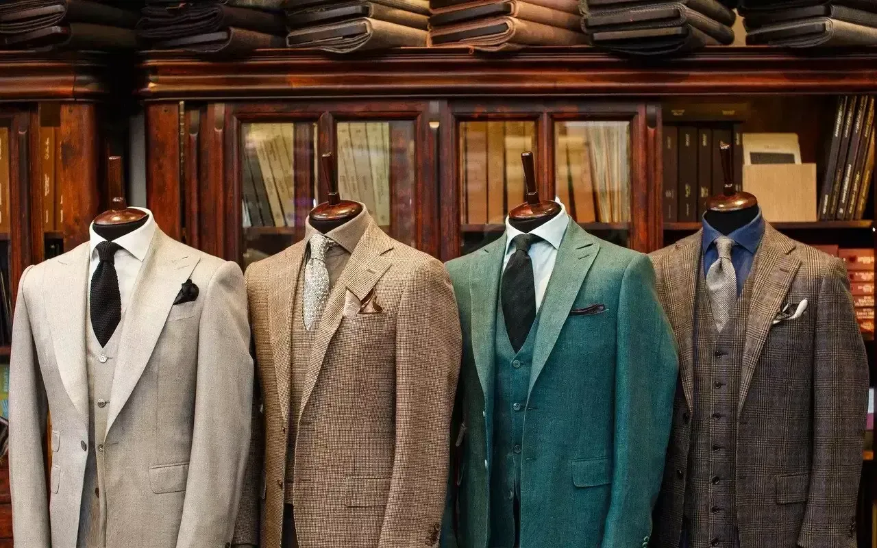 Tailored Suits Dubai